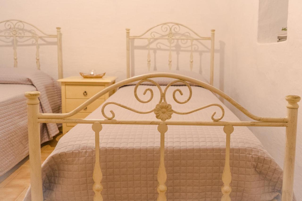 I Trulli Di Caterina - Casa Vacanza Privata マルティナ・フランカ エクステリア 写真